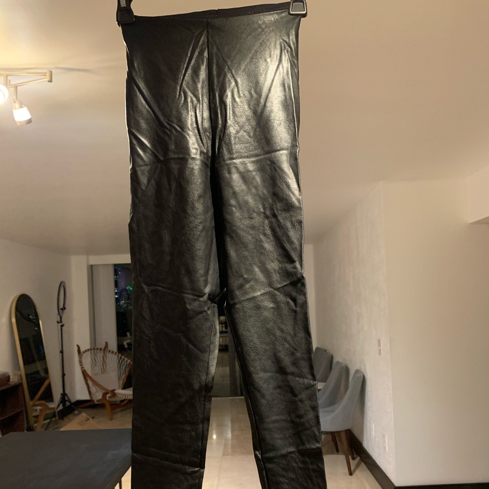 Faux leather leggings